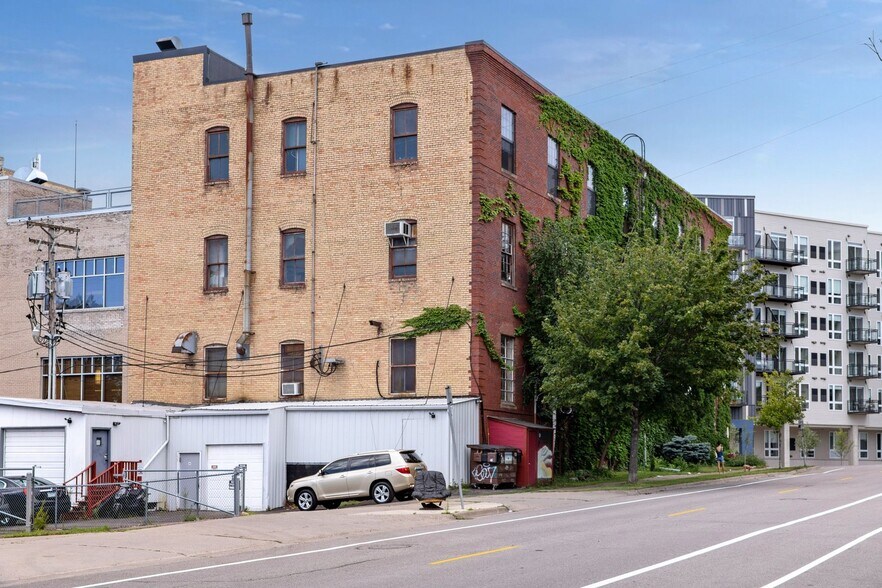 More Photos Of 726 Central Ave NE, Minneapolis Loft Creative Space For Sale