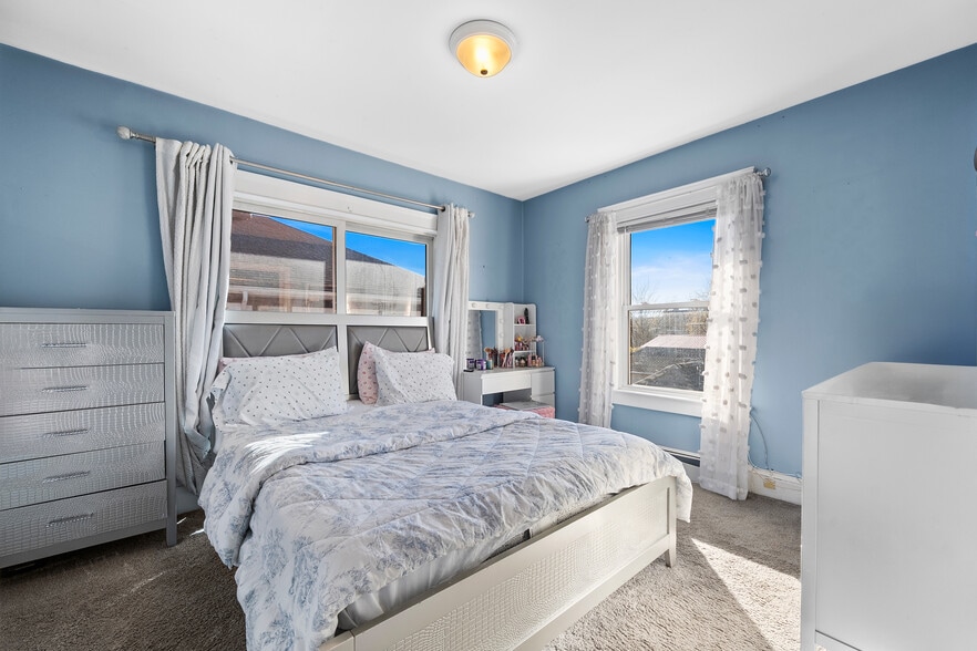 More Photos Of 70 Park Ave, Bay Shore Multifamily For Sale