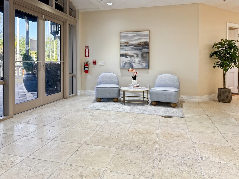 More Photos Of 3501 N Ocean Dr, Hollywood Coworking Space