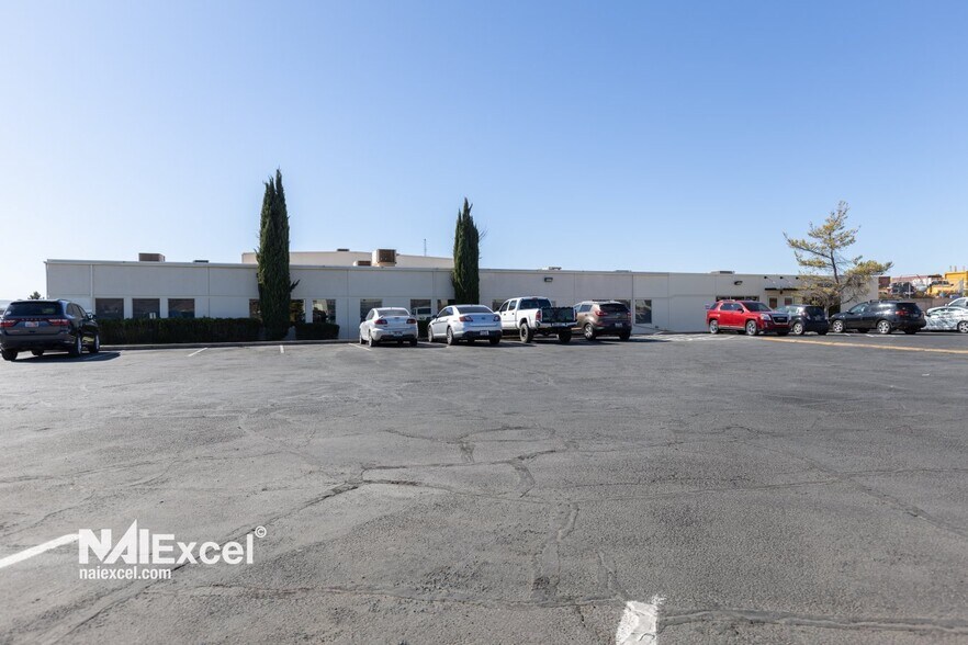More Photos Of 3301 E Deseret Dr, Saint George Manufacturing For Sale