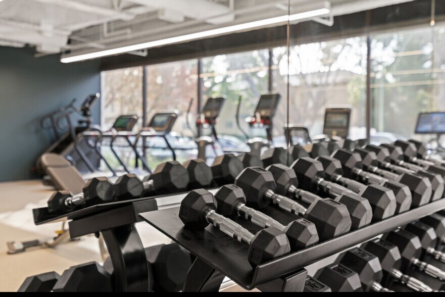 More Photos Of 3031 Tisch Way, San Jose Office For Lease