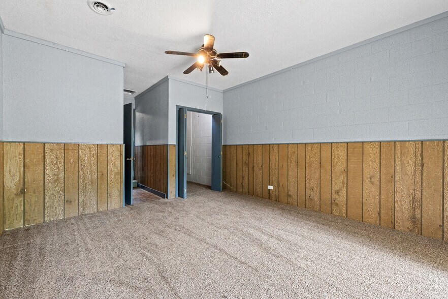 More Photos Of 409 County Road 916, Mountain Home Manufactured Housing Mobile Home Park For Sale