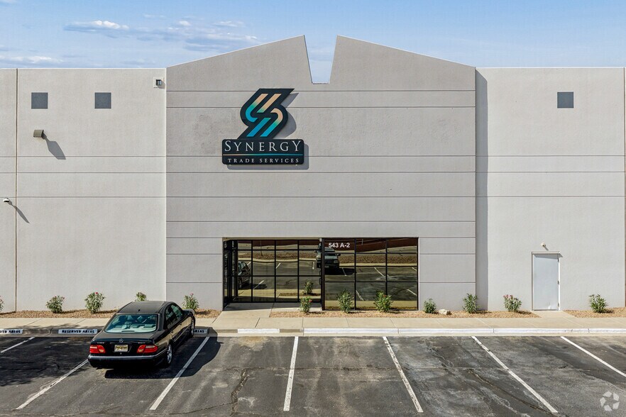 More Photos Of 420 A Pan American Dr, El Paso Unknown For Lease