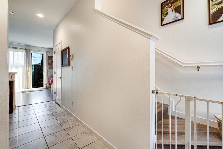 More Photos Of 4040 Alexander David Ct, Larkfield Apartments For Sale