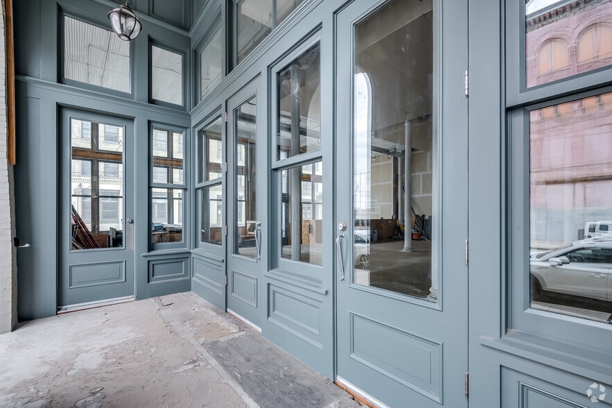 More Photos Of 170 S 2nd St, Milwaukee Apartments For Lease