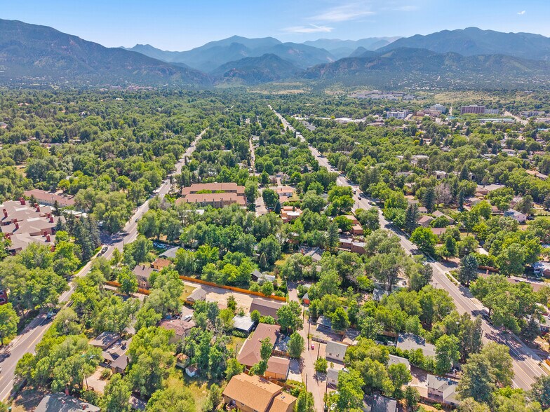 More Photos Of 126 W Cheyenne Rd, Colorado Springs Apartments For Sale