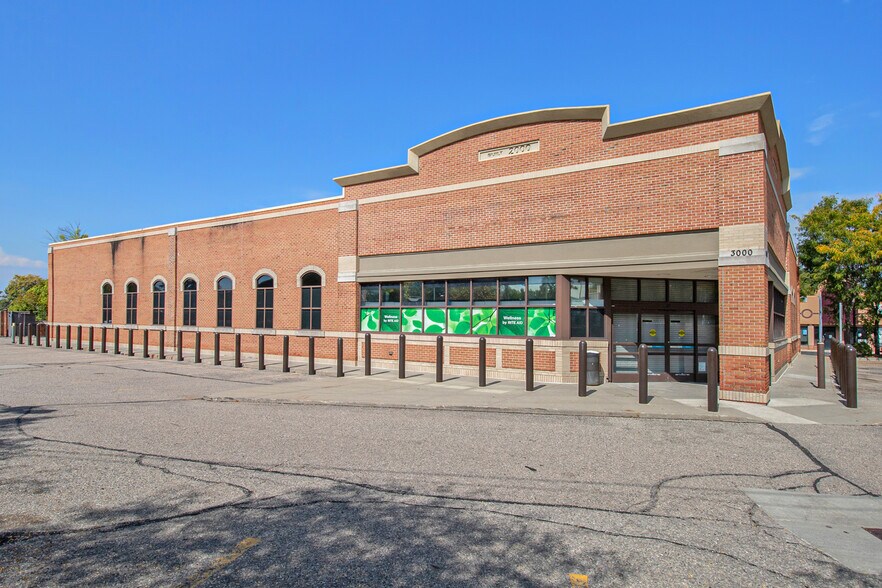 More Photos Of 3000 Orchard Lake Rd, Keego Harbor Drugstore For Lease