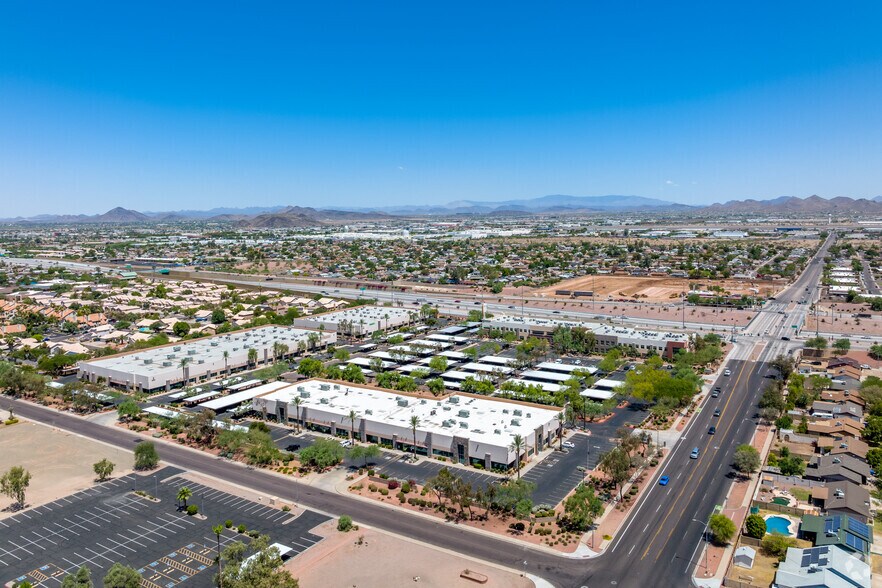 More Photos Of 950 W Behrend Dr, Phoenix Unknown For Lease
