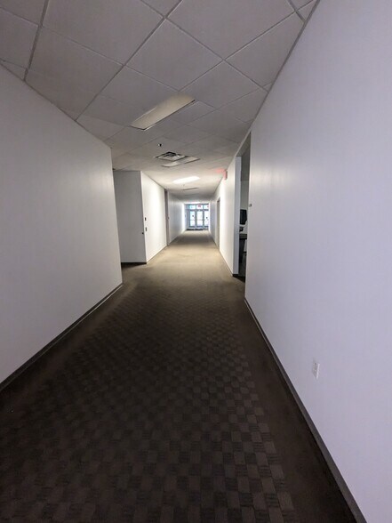 More Photos Of 2800 Duncan Rd, Lafayette Manufacturing For Lease