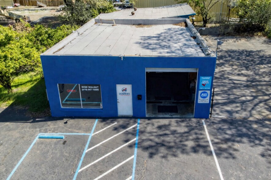 Primary Photo Of 6228 Walnut Ave, Orangevale Auto Repair For Sale