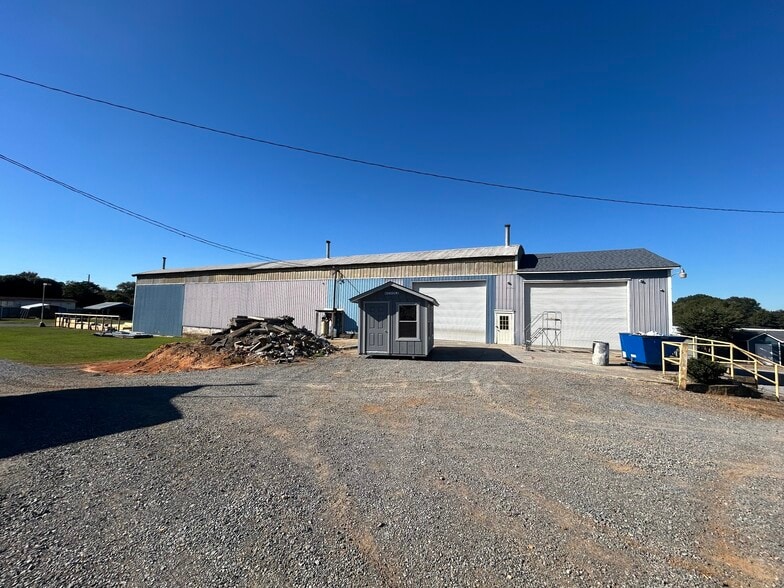 More Photos Of 2075 Highway 113, Taylorsville Industrial For Lease