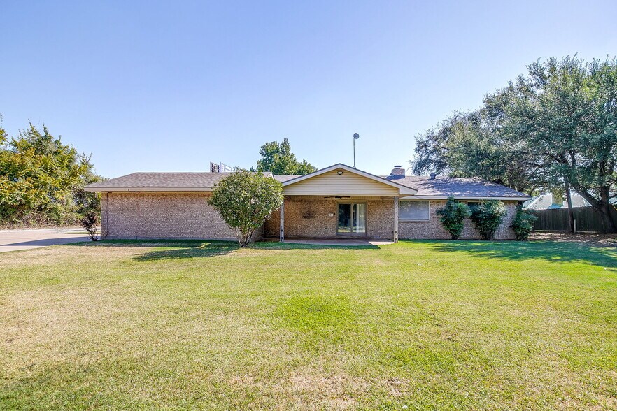 More Photos Of 1060 S Burleson Blvd, Burleson Land For Sale