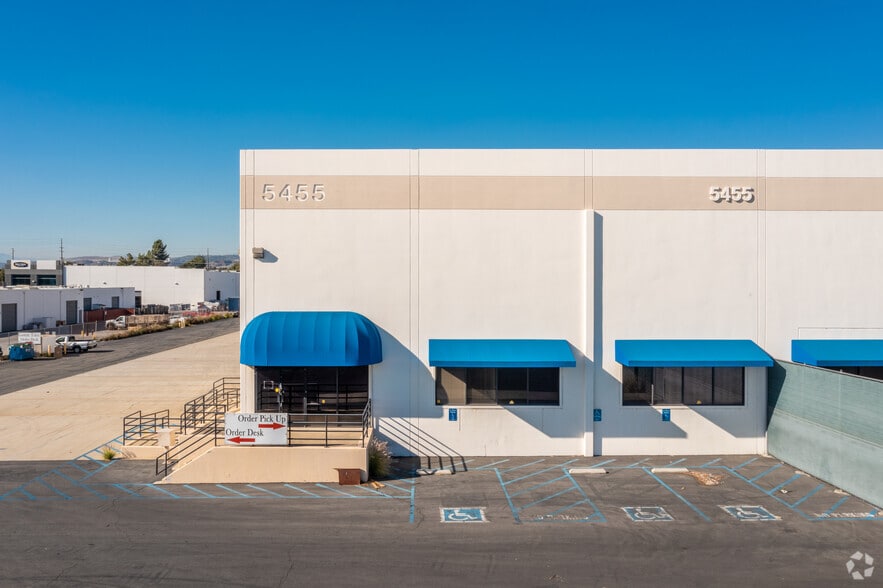 More Photos Of 5455 E La Palma Ave, Anaheim Manufacturing For Lease