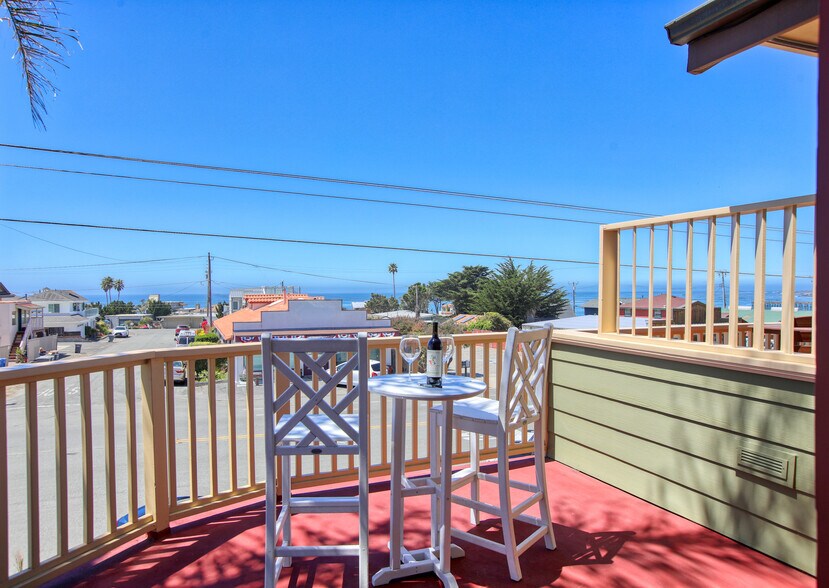 More Photos Of 95 S Ocean Ave, Cayucos Hospitality For Sale