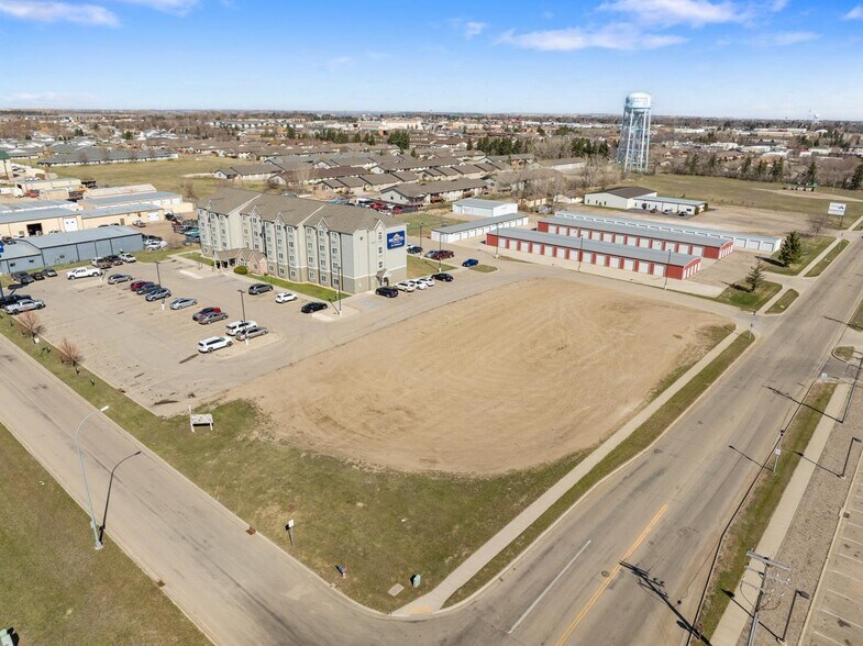 More Photos Of 400 37th Ave SW ave, Minot Land For Sale