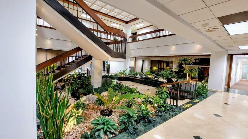 More Photos Of 8700 W Flagler St, Miami Unknown For Lease