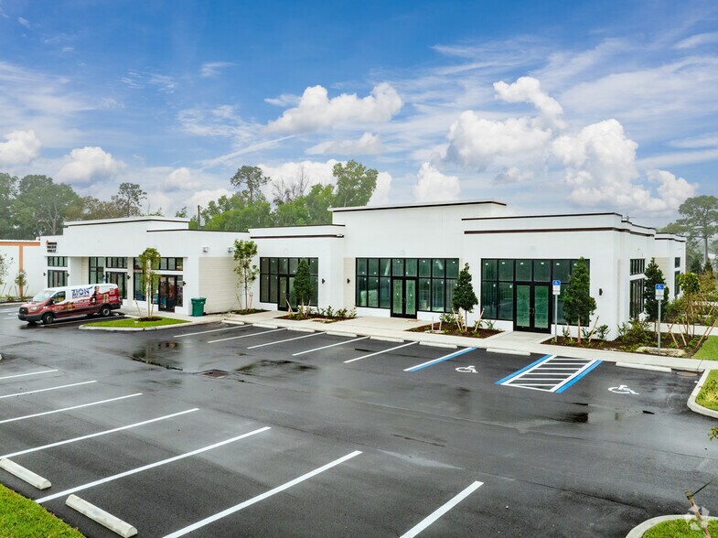 More Photos Of 11222 E Tamiami Trl, Naples Freestanding For Lease