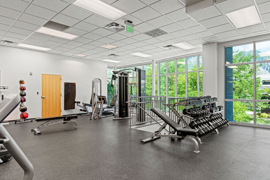 More Photos Of 4931 N 300 W, Provo Office For Lease