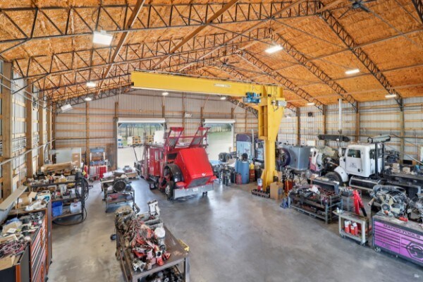 More Photos Of 1018 Abiff Rd, Bon Aqua Service For Sale