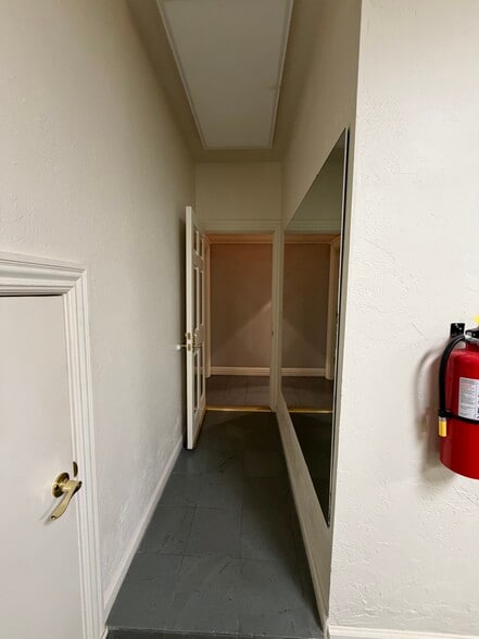 More Photos Of 4645 Tinker Diagonal St, Oklahoma City Loft Creative Space For Sale