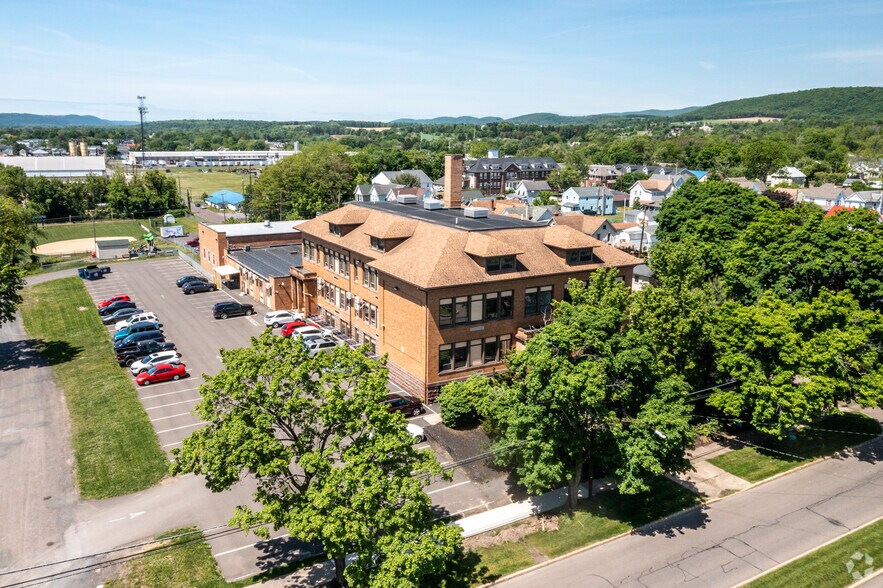 More Photos Of 1401 N Market St, Berwick Loft Creative Space For Lease