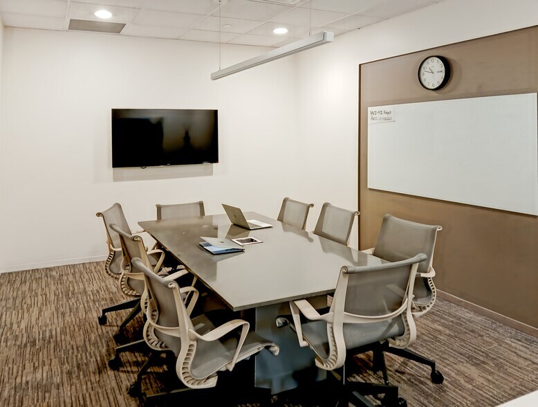 More Photos Of 110 E Broward Blvd, Fort Lauderdale Office Residential For Lease