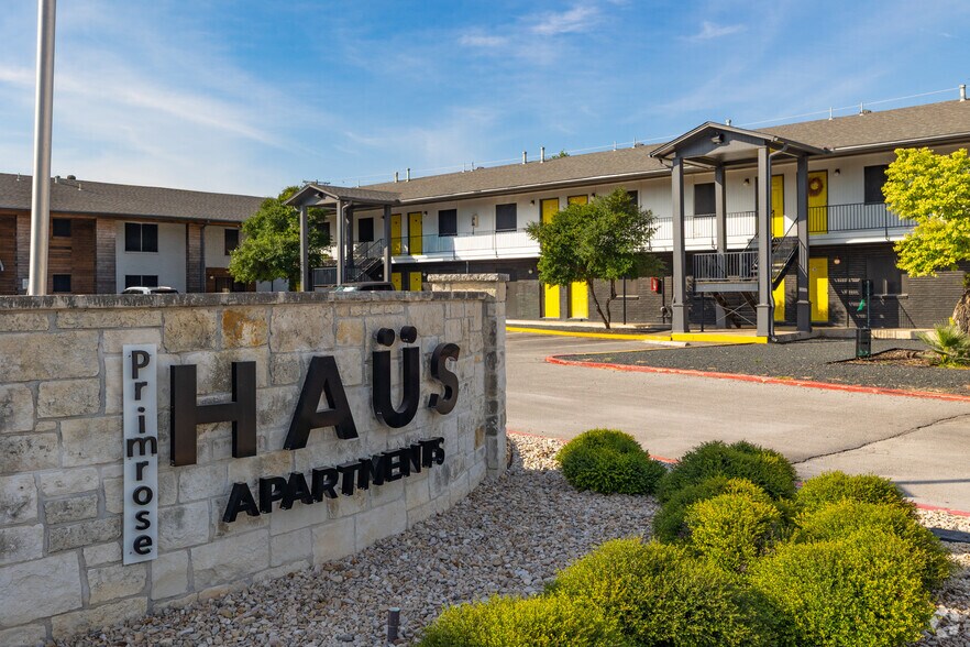 More Photos Of 200 Primrose Cir, New Braunfels Apartments For Sale