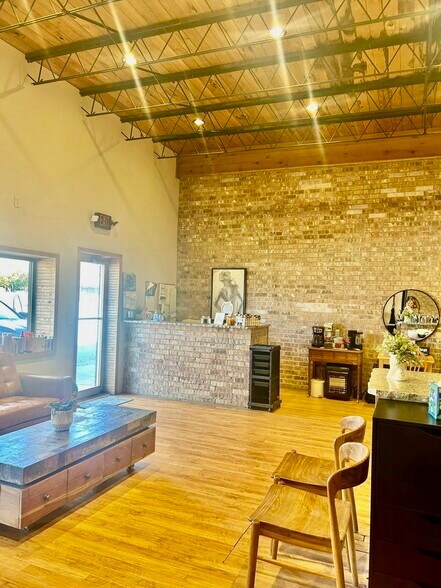 More Photos Of 460 Krause St, Jay Storefront For Sale