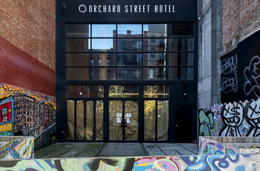 More Photos Of 163 Orchard St, New York Hotel For Lease