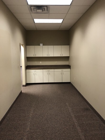 More Photos Of 3949 Forest Pky, North Tonawanda Medical For Lease