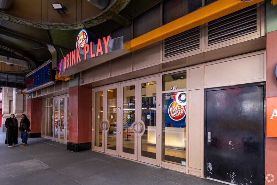 More Photos Of 234 W 42nd St, New York Storefront For Lease