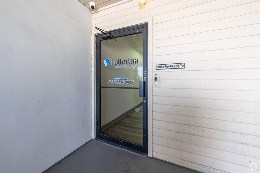 More Photos Of 140 S Flower St, Orange Medical For Lease