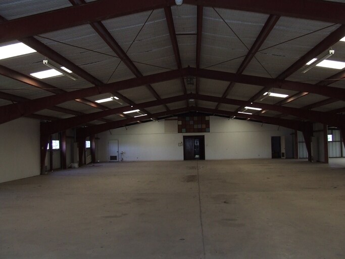 More Photos Of 18805 S Highway 377, Cresson Warehouse For Lease