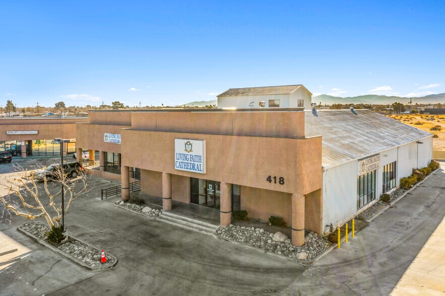 More Photos Of 408-418 W Avenue J, Lancaster General Retail For Lease