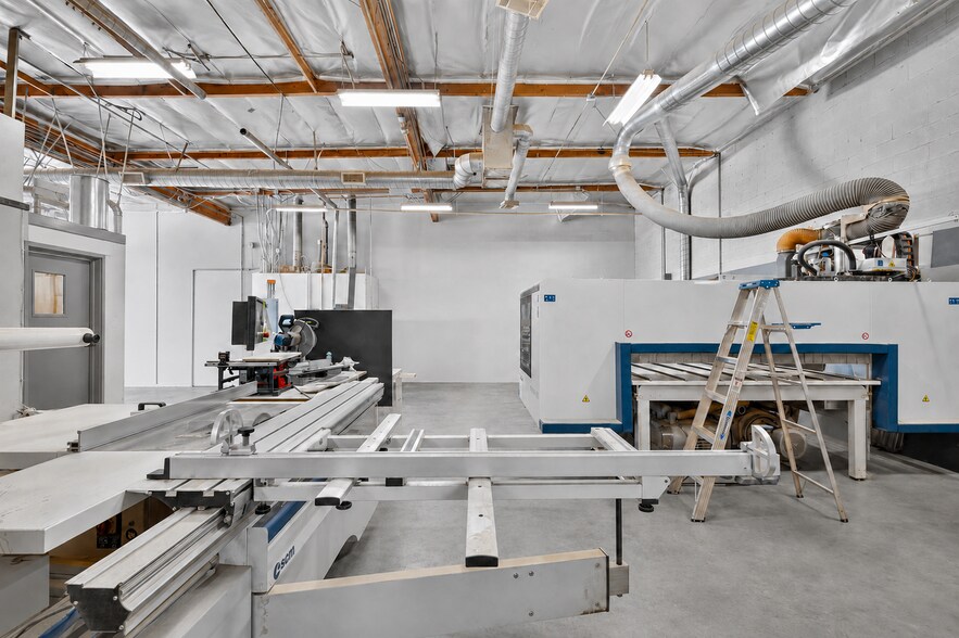 More Photos Of 12455 Branford St, Pacoima Warehouse For Sale