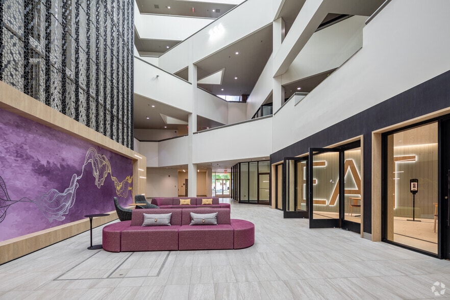 More Photos Of 44 Vantage Way, Nashville Office For Lease