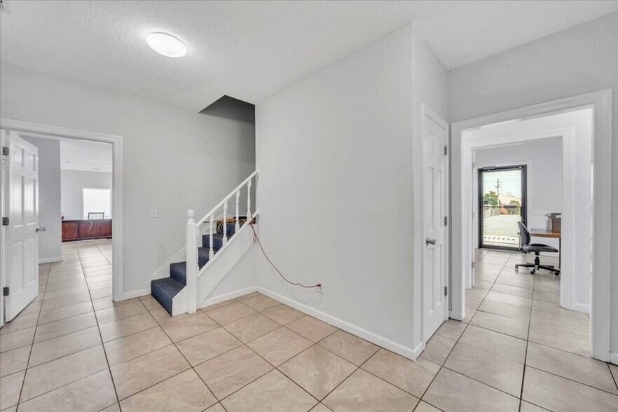 More Photos Of 441 Dunbar Rd, Warner Robins Warehouse For Sale