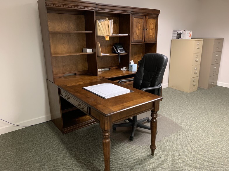 More Photos Of 3200 Steck Ave, Austin Office For Sale