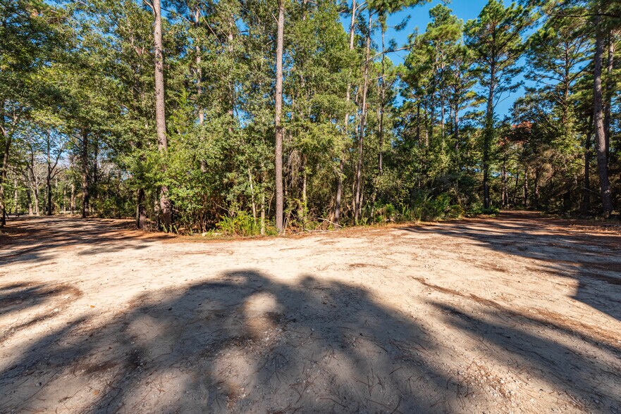 More Photos Of 225 Foster Street, Alvin Land For Sale