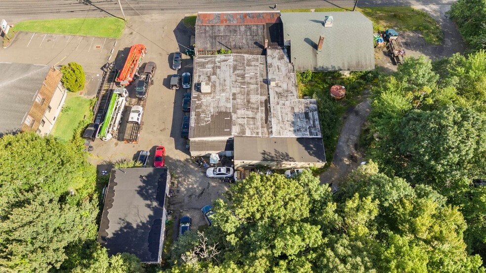 More Photos Of 435 Bridgeport Ave, Shelton Warehouse For Sale