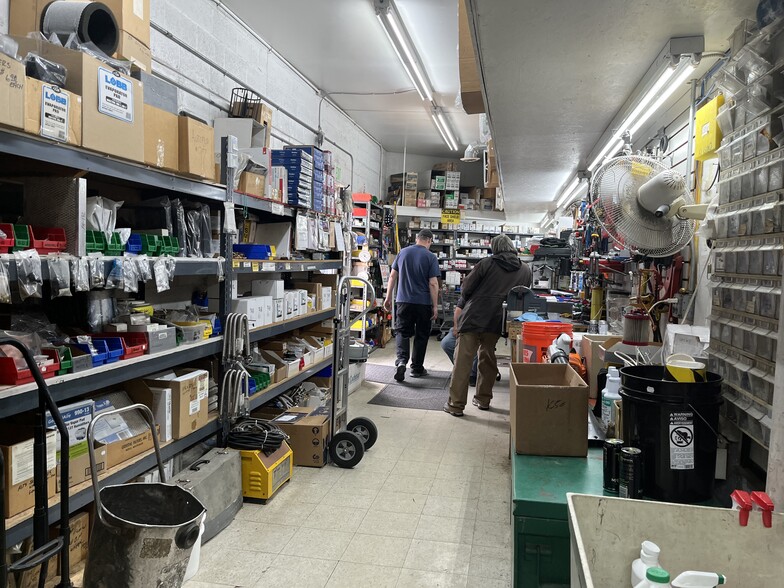 More Photos Of 16600-16606 Grand River Ave, Detroit Freestanding For Sale