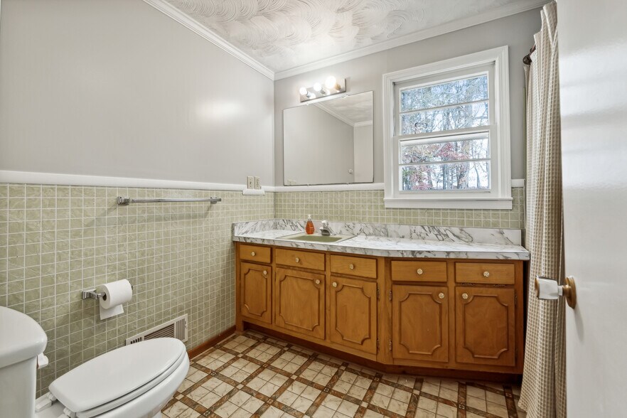 More Photos Of 5615 Cumming Hwy, Canton General Retail For Sale