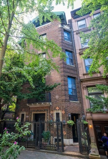 Primary Photo Of 316 Garfield Pl, Brooklyn Apartments For Sale