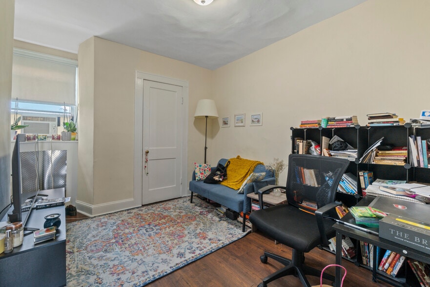 More Photos Of 3211 Guilford Ave, Baltimore Apartments For Sale