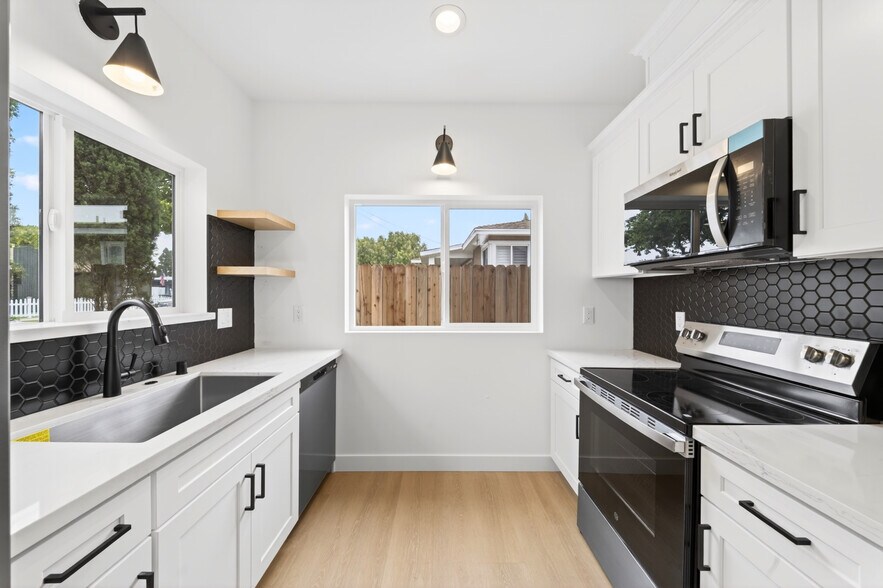 More Photos Of 337-343 N Magnolia St, Orange Apartments For Sale