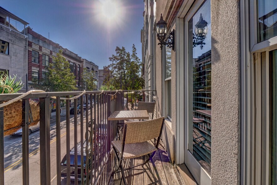 More Photos Of 271 N Front St, Wilmington General Retail For Sale