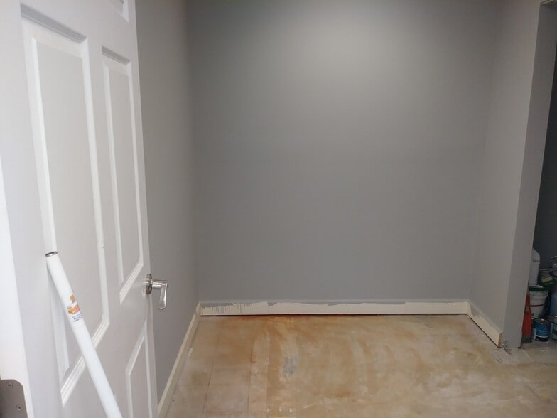 More Photos Of 199 N Main St, Rutherfordton Health Club For Lease