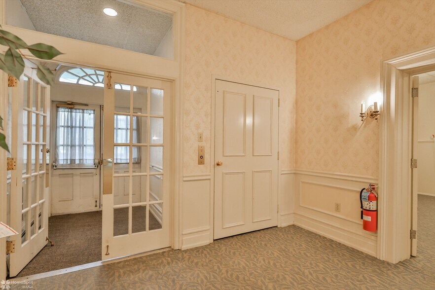 More Photos Of 1619 W Hamilton St, Allentown Funeral Home For Sale