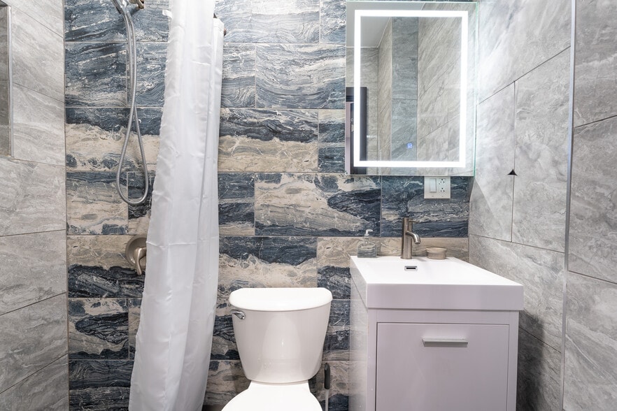 More Photos Of 950-952 Bergen St, Brooklyn Apartments For Sale