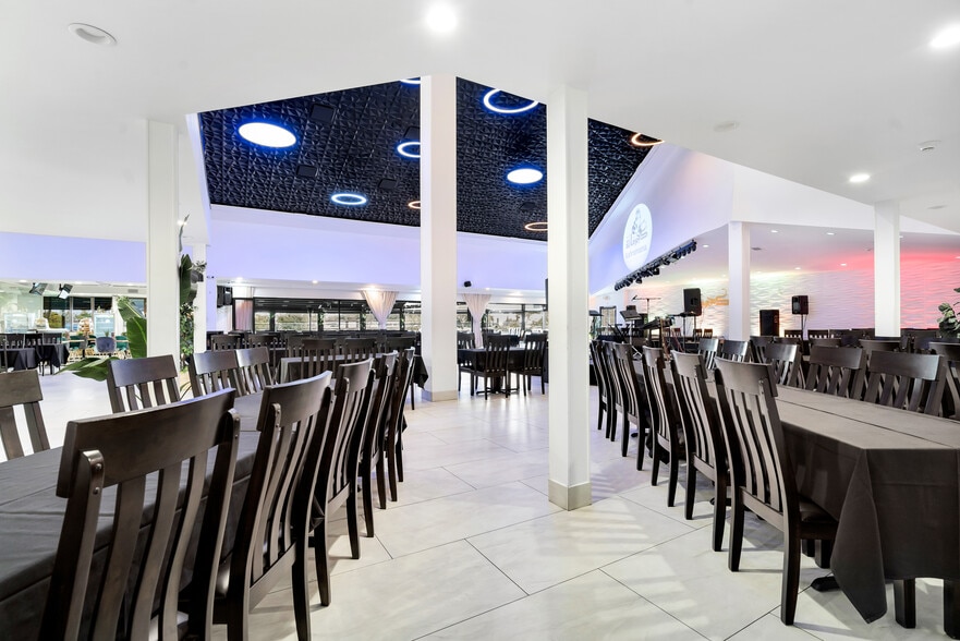More Photos Of 345 W Foothill Blvd, Upland Restaurant For Sale